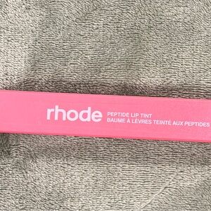 RHODE Lip Tint in Sugar Cookie